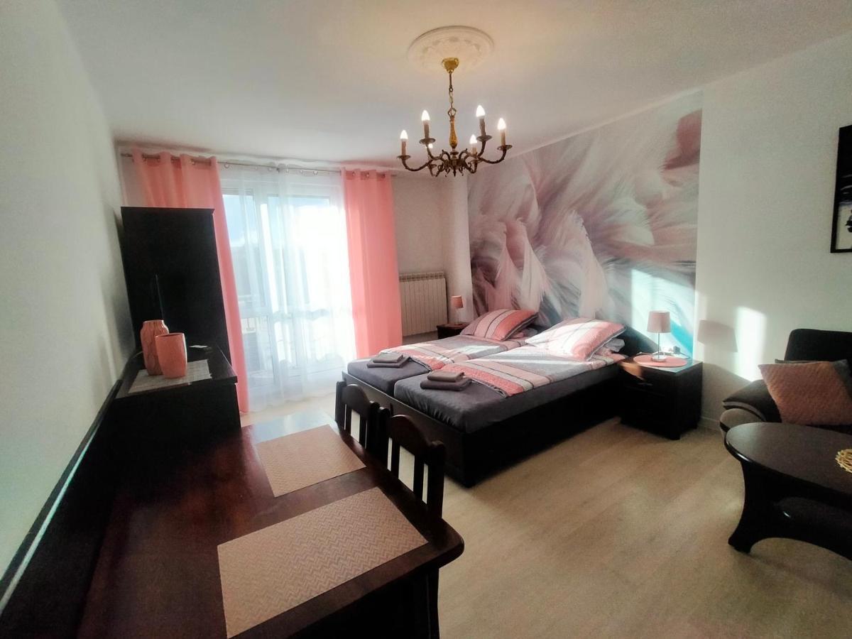 Apartamenty Czestochowa Exterior photo